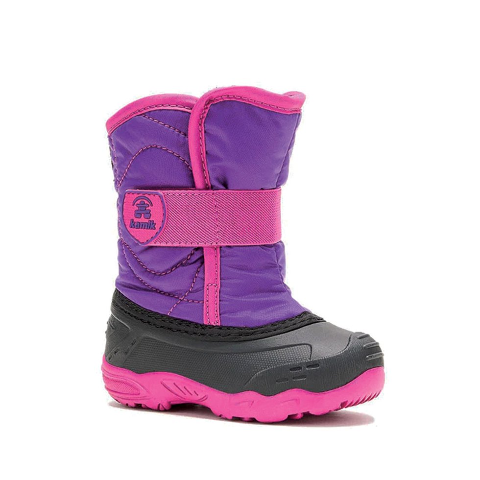 Snow boots hot sale famous footwear